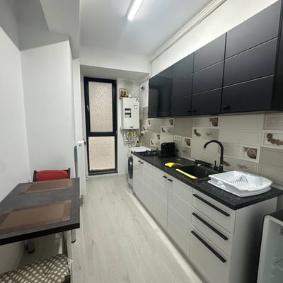 Аренда уютных 1-комнатных апартаментов, 35 м², район Мамая, Констанца, Румыния